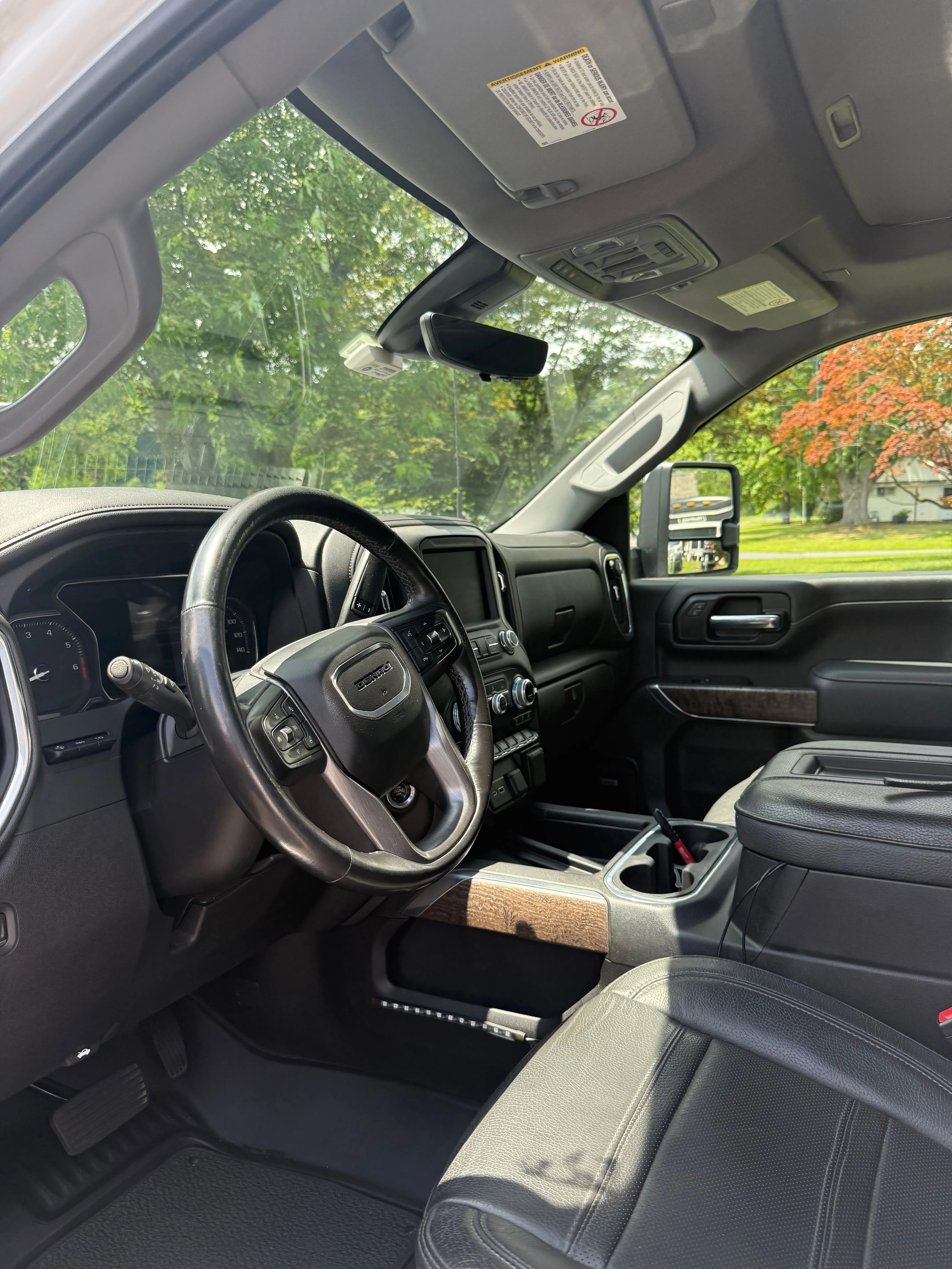 M&L Detail gallery image 14