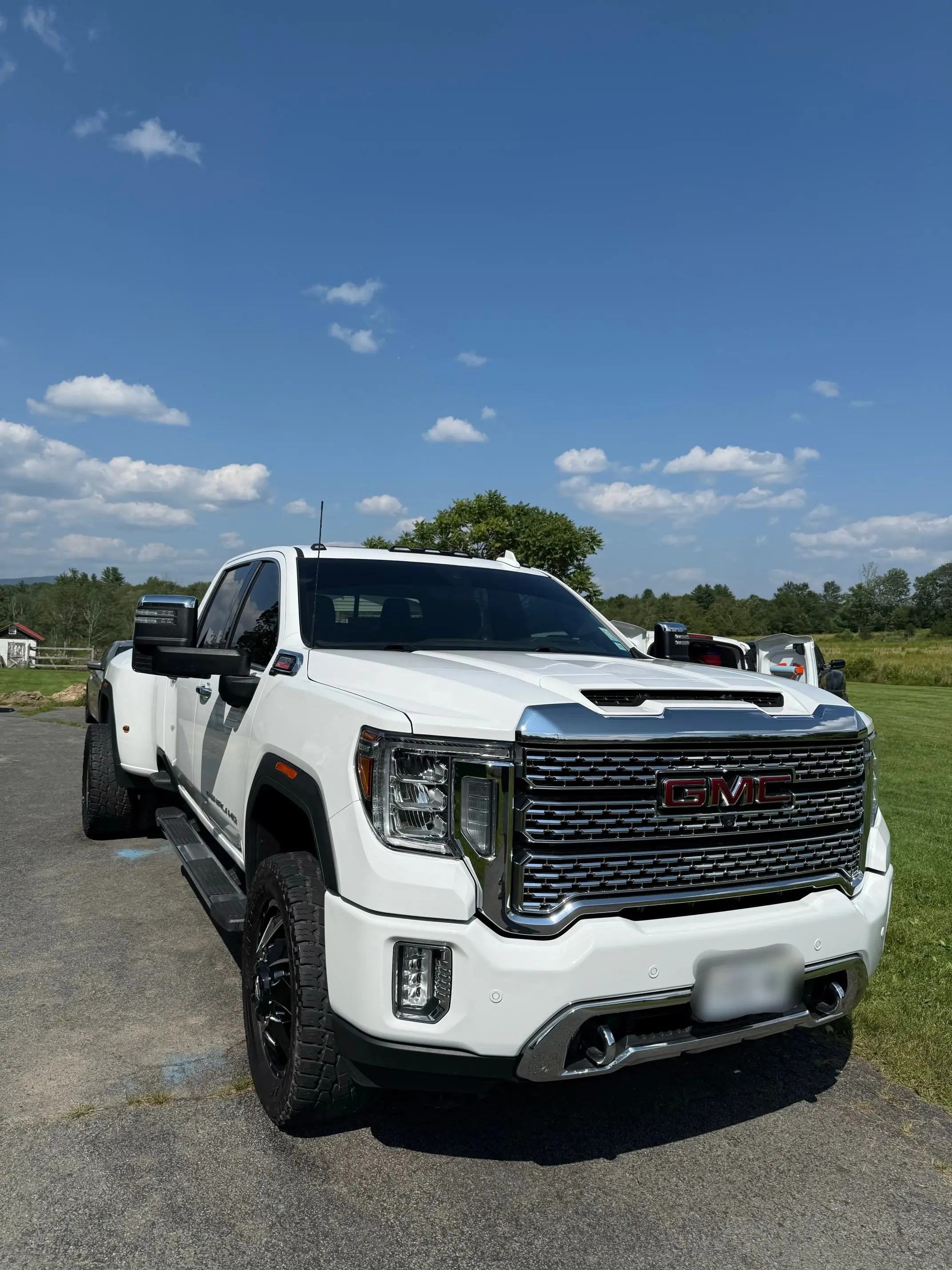 M&L Detail gallery image 6