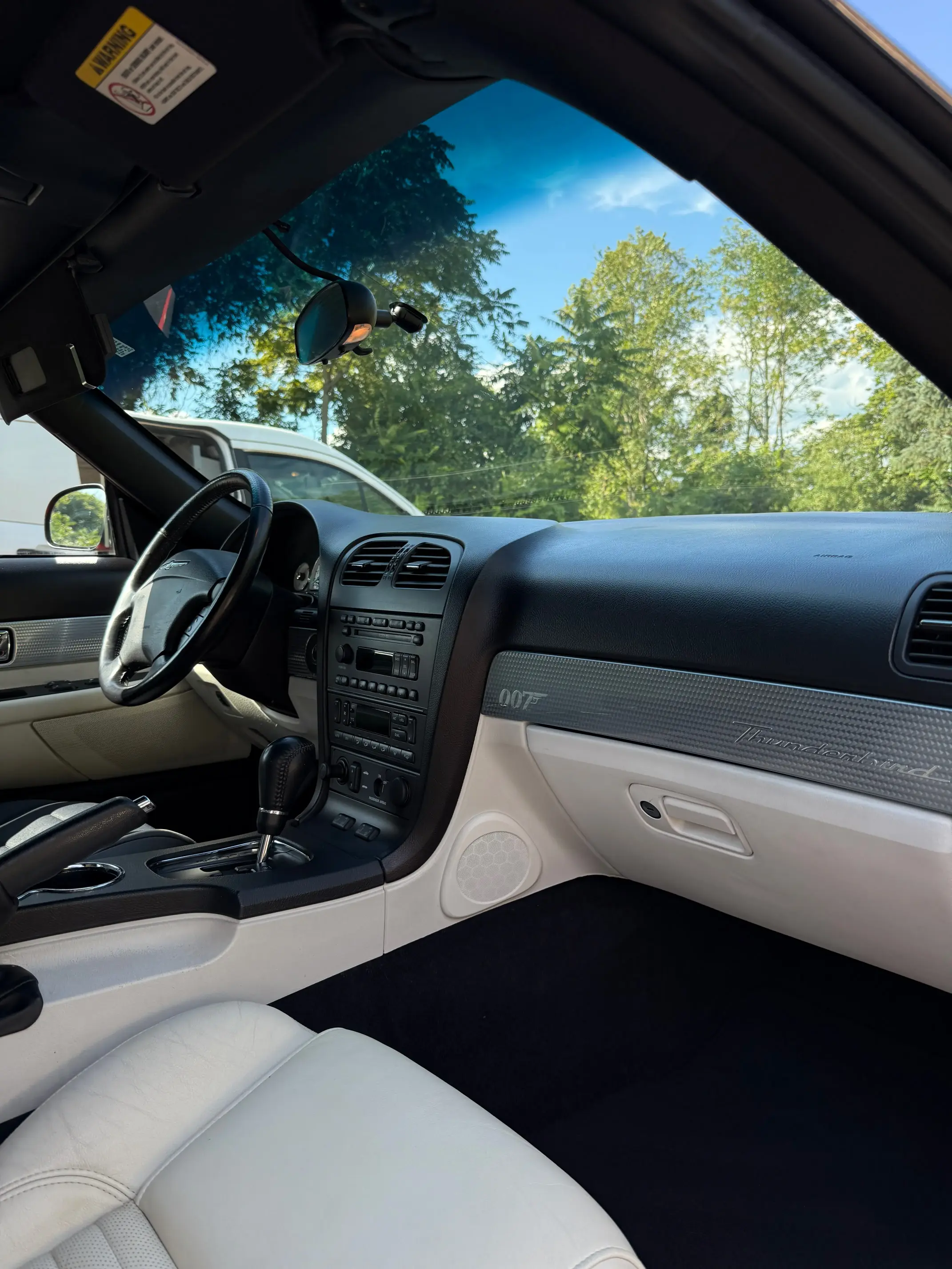 M&L Detail gallery image 15