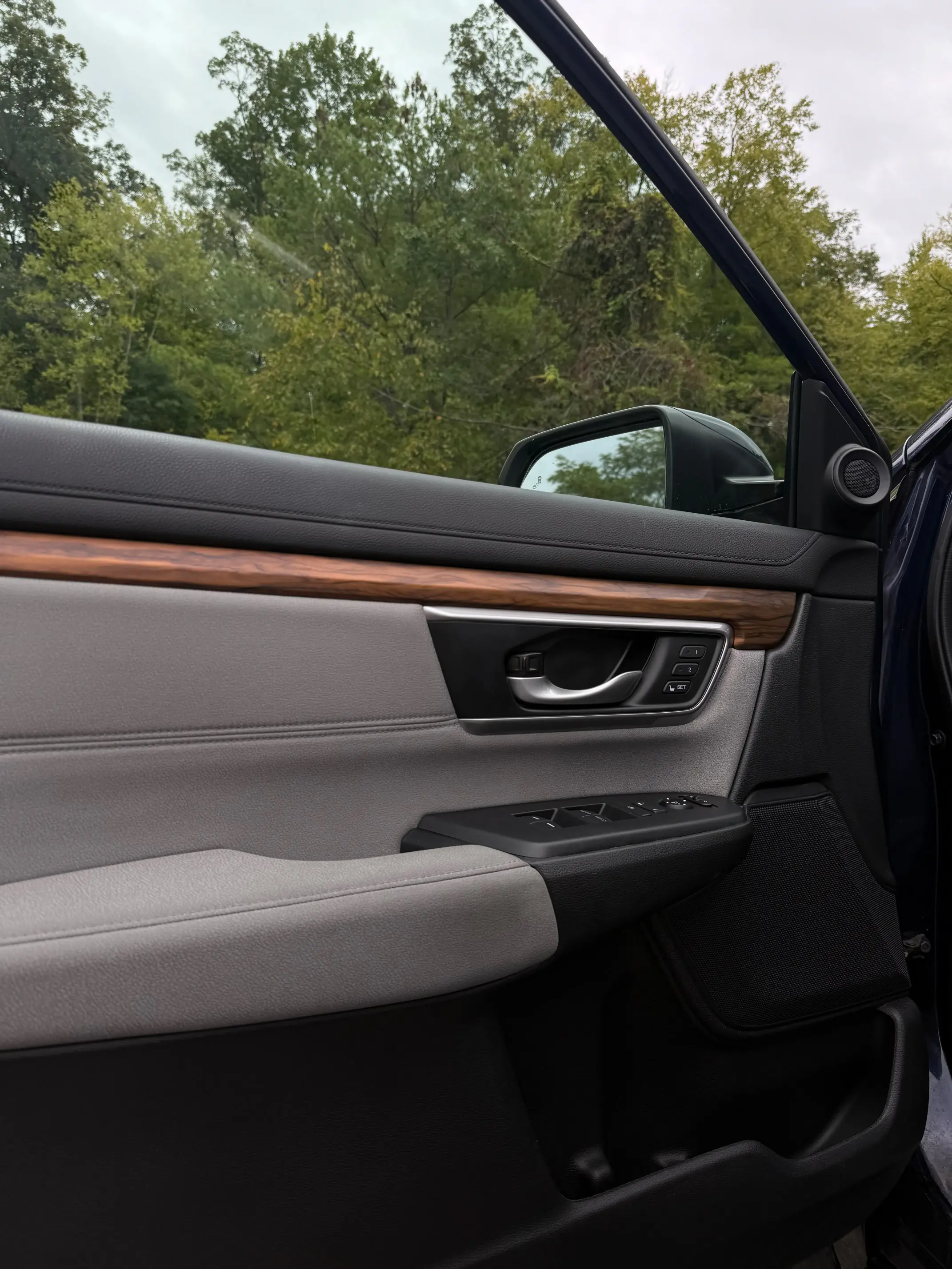 M&L Detail gallery image 61