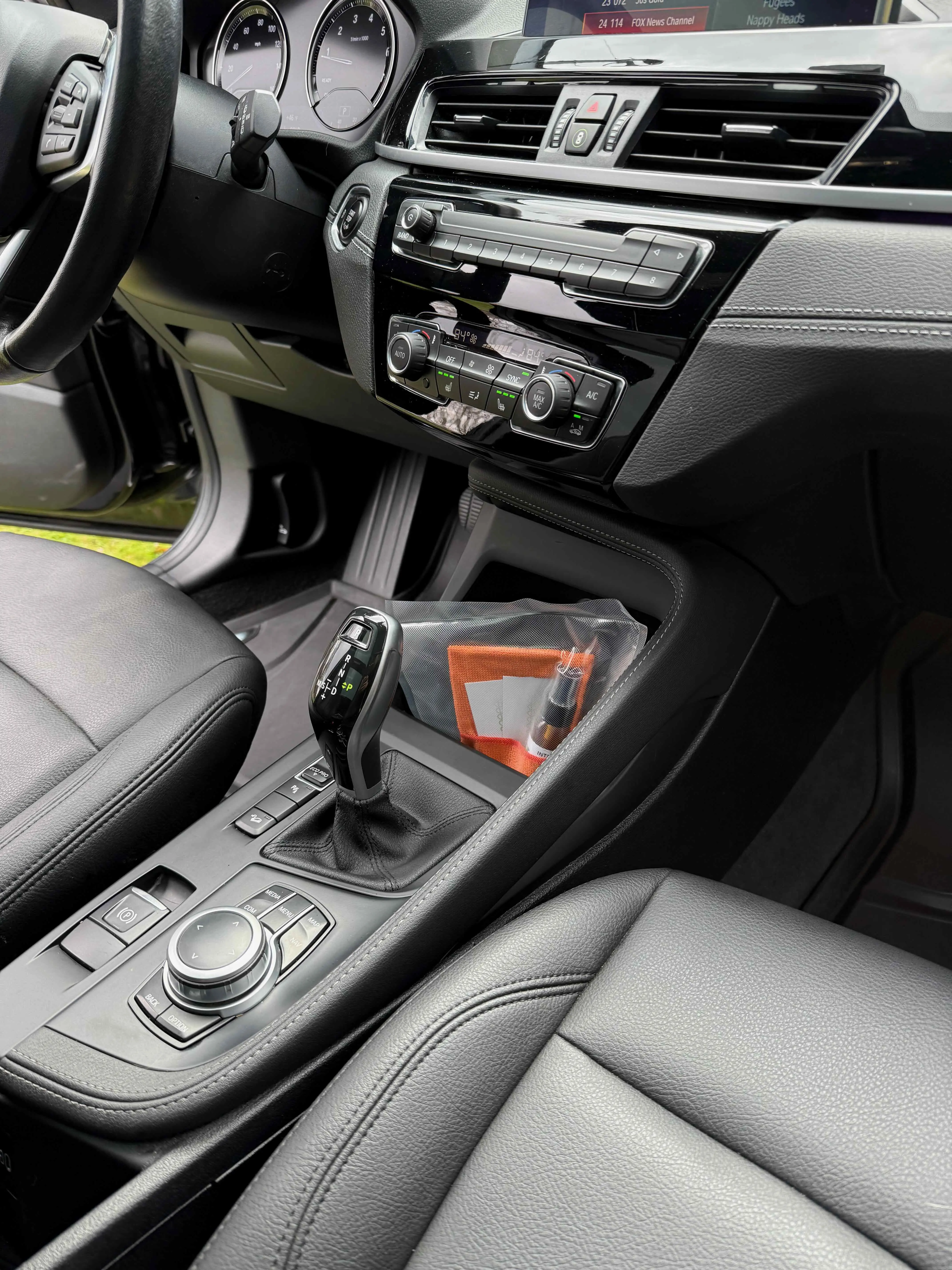 Car detailing before and after photo 24 — M&L Detail gallery