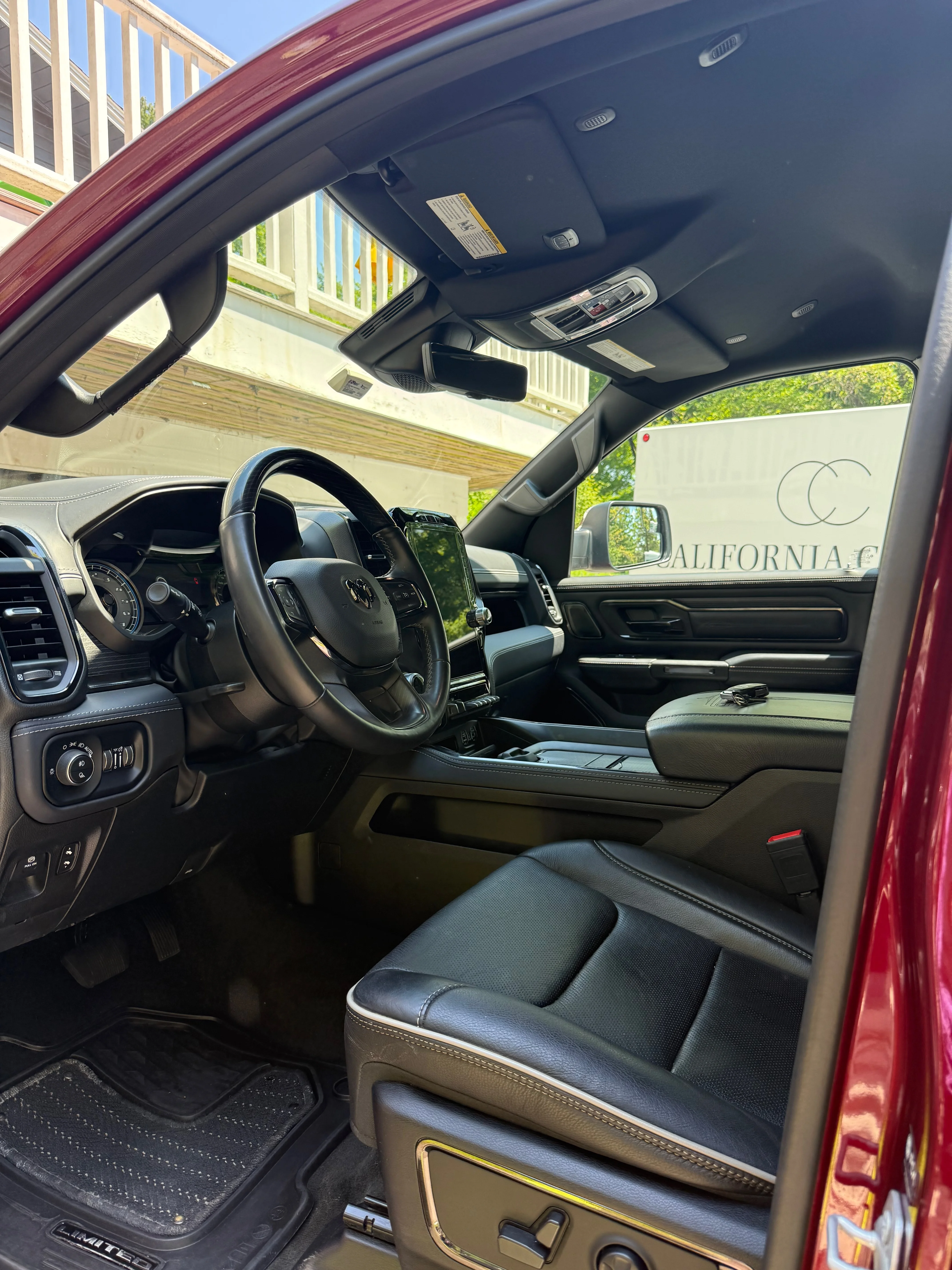 Car detailing before and after photo 35 — M&L Detail gallery