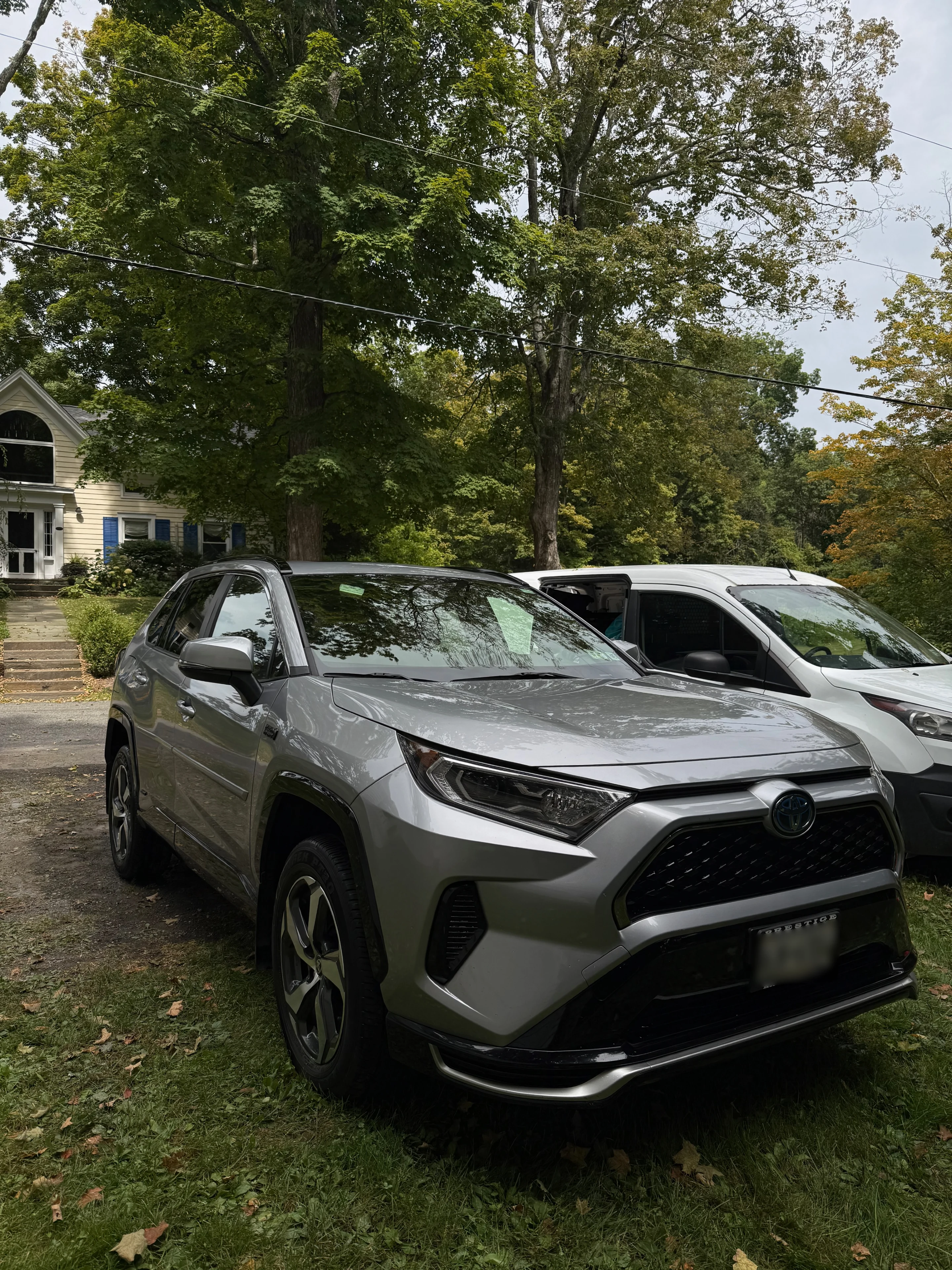 Car detailing before and after photo 33 — M&L Detail gallery