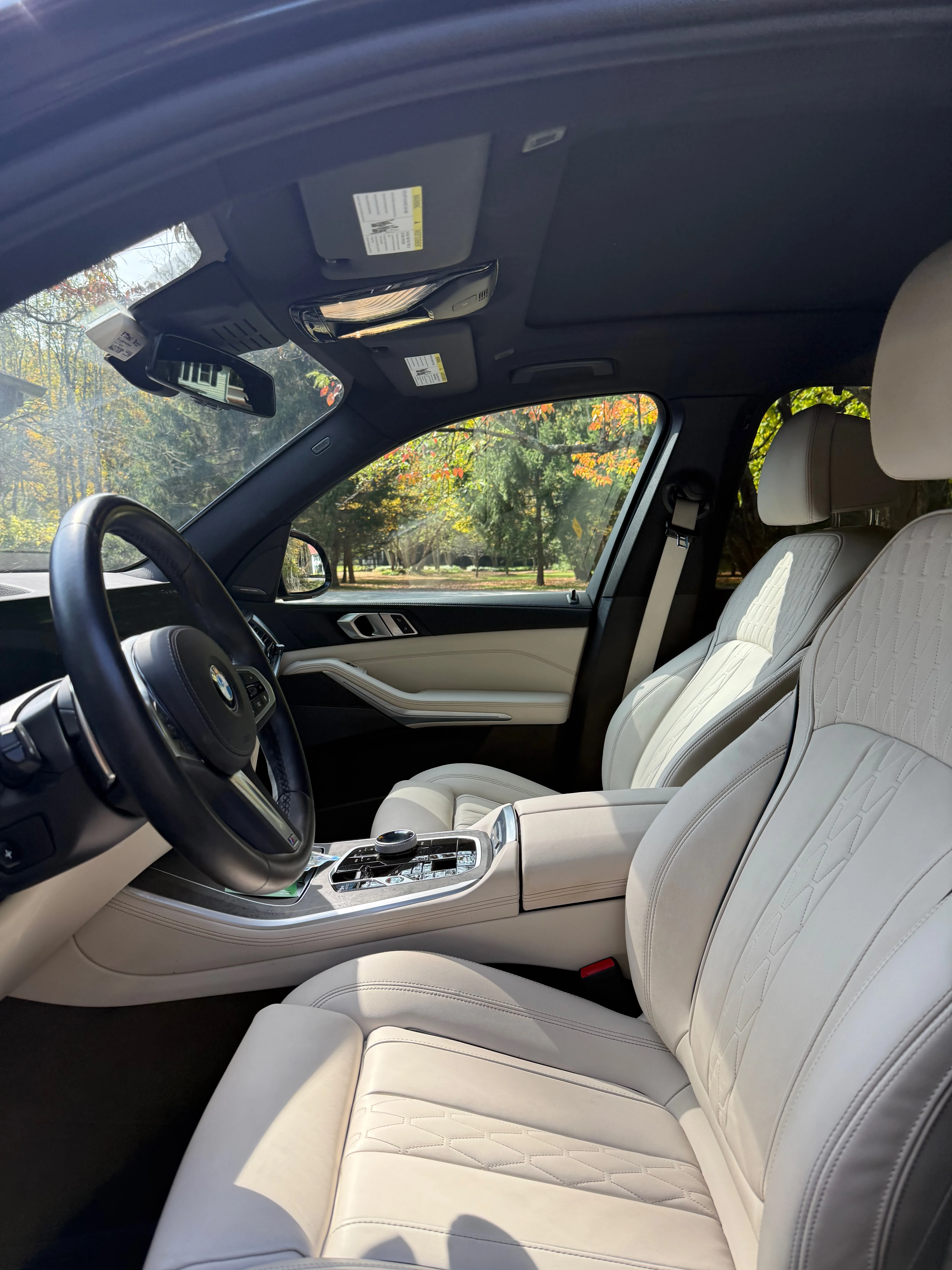 Car detailing before and after photo 14 — M&L Detail gallery