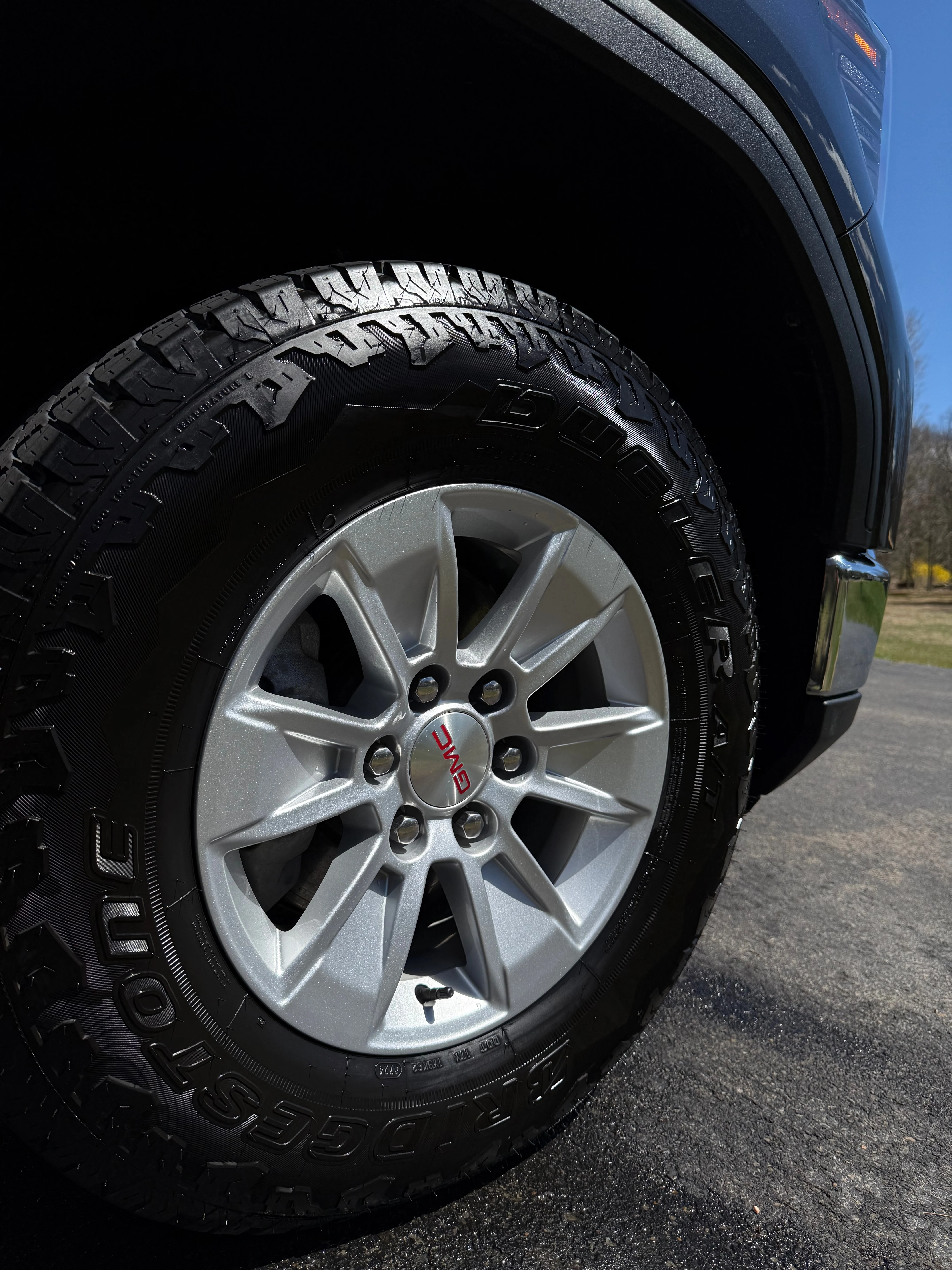 Car detailing before and after photo 19 — M&L Detail gallery