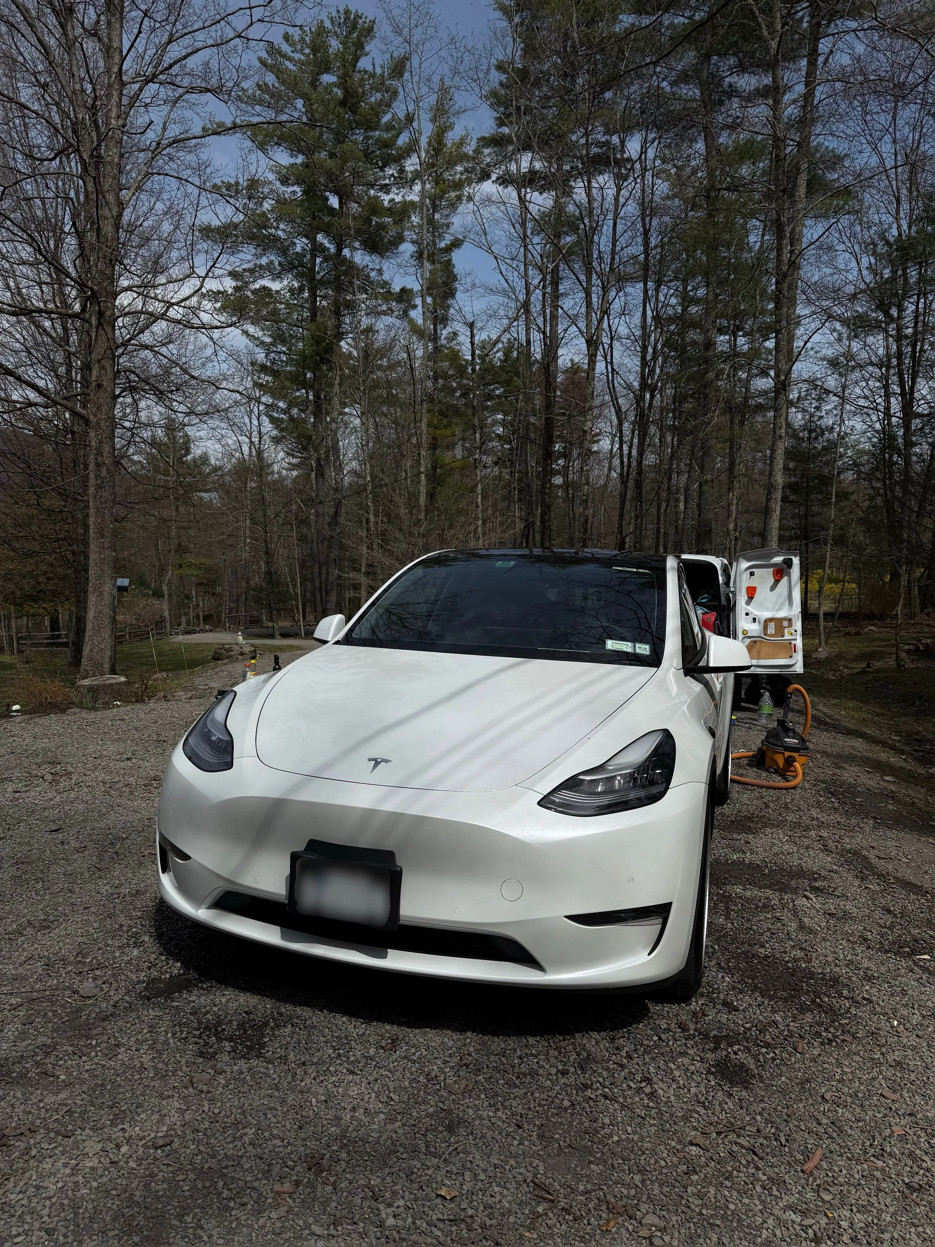 Car detailing before and after photo 40 — M&L Detail gallery