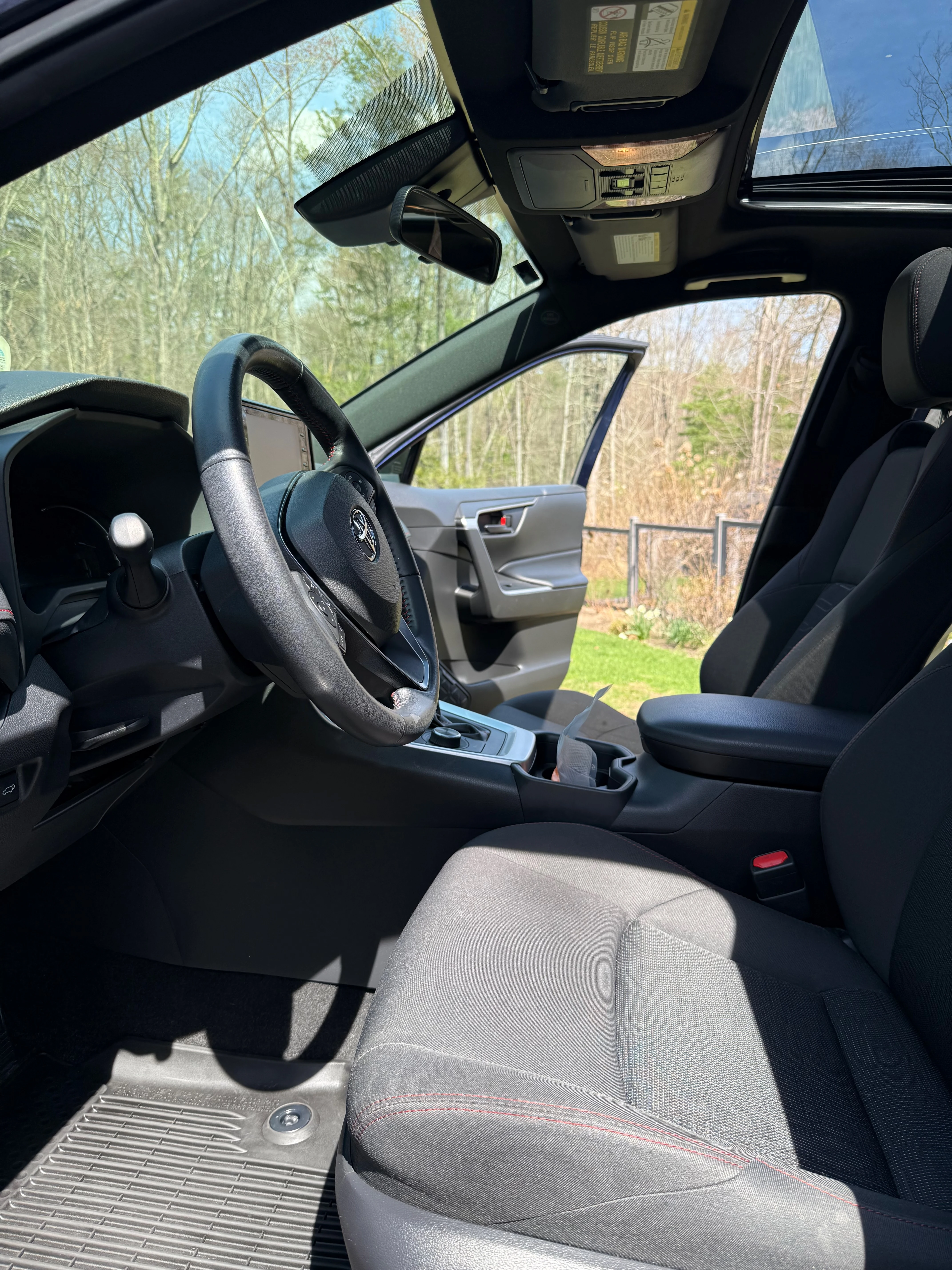 Car detailing before and after photo 15 — M&L Detail gallery
