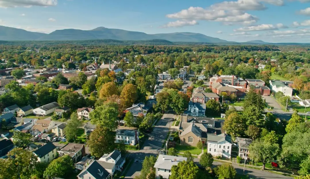 Saugerties detail example